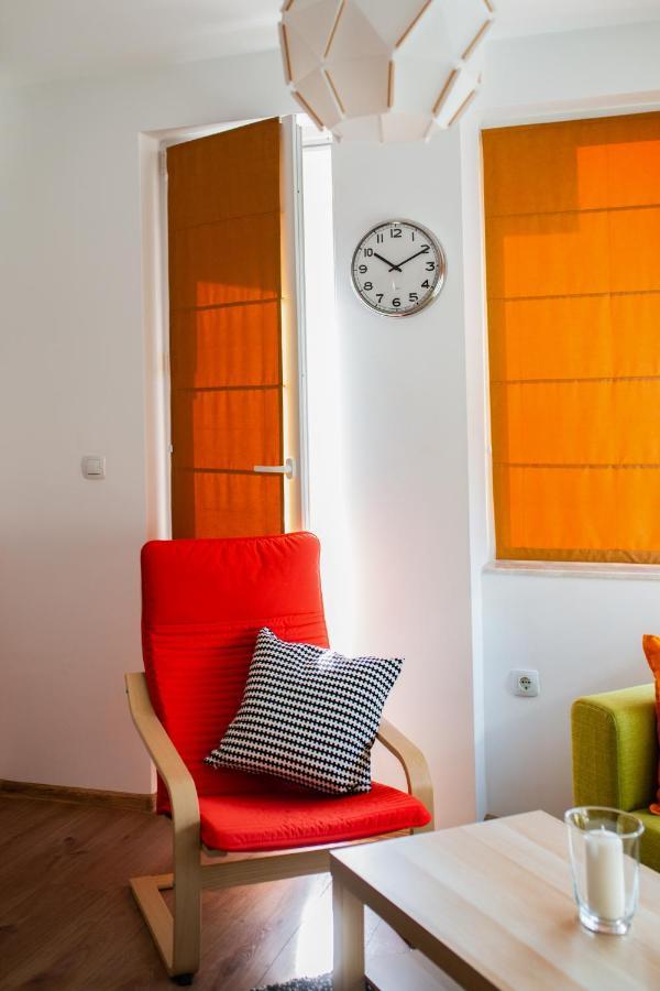 Apartment Near To Grand Hotel พลอฟดิฟ ภายนอก รูปภาพ
